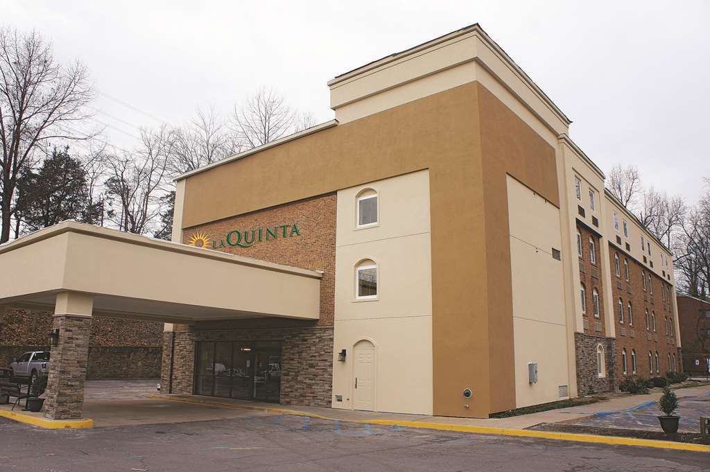 Clarion Pointe Charlottesville Kültér fotó